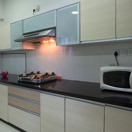 푸네 Amanora Park Town B&B 외부 사진